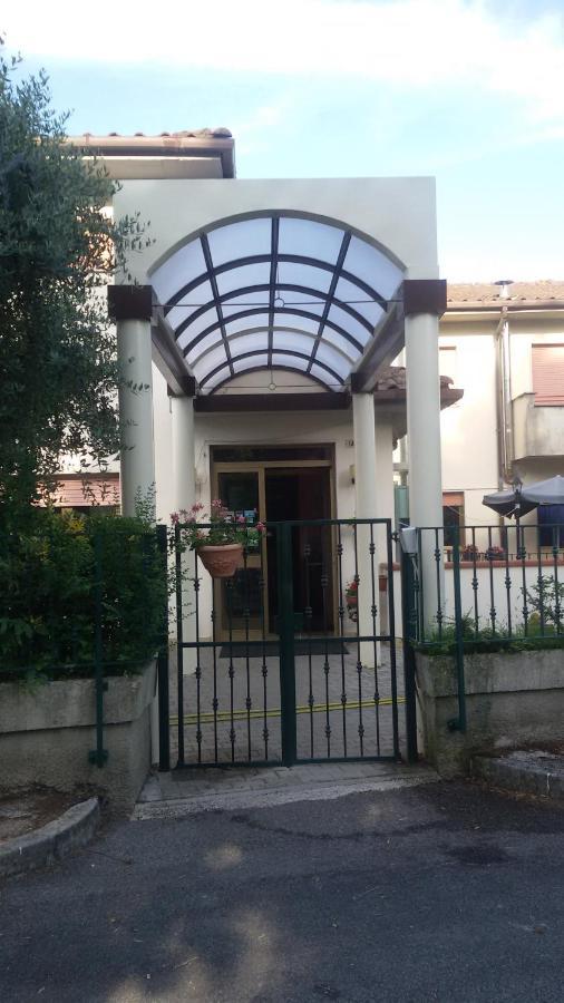 Hotel Le Vigne Contigliano Zewnętrze zdjęcie