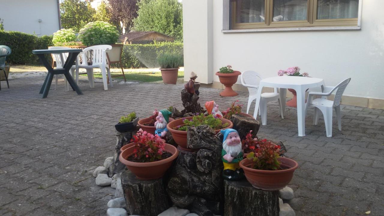 Hotel Le Vigne Contigliano Zewnętrze zdjęcie